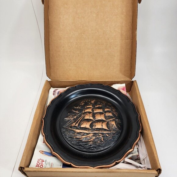 Vtg Dart Naval Ship Round Wall Decor Boat Grandpa Coastal Dark Academia  READ - Picture 5 of 6